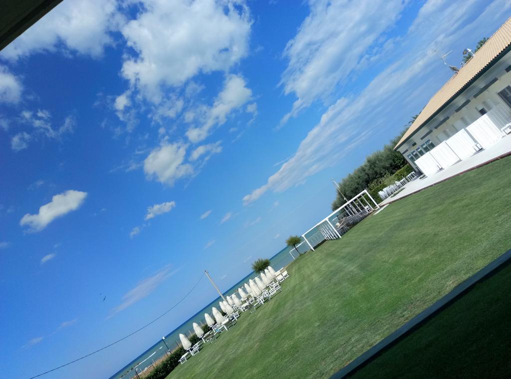 Agriturismo Frontemare Джуліанова Екстер'єр фото