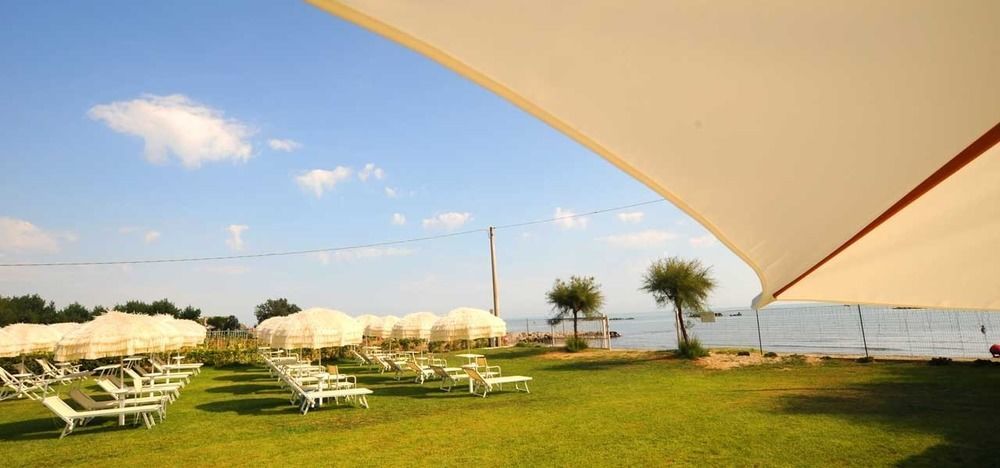 Agriturismo Frontemare Джуліанова Екстер'єр фото
